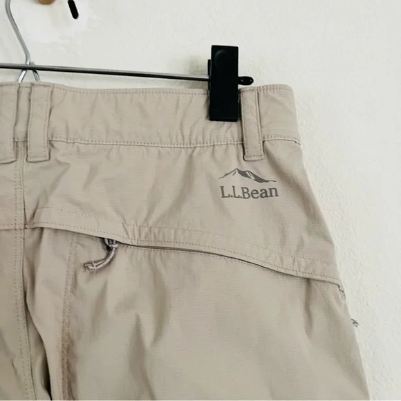 LL Bean Women's Tan Cargo Pants Size Small - Picture 4 of 7